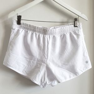 RBX Athletic White Shorts Panty Lined Wicking Flexibility Fade Resistant W-M NWT